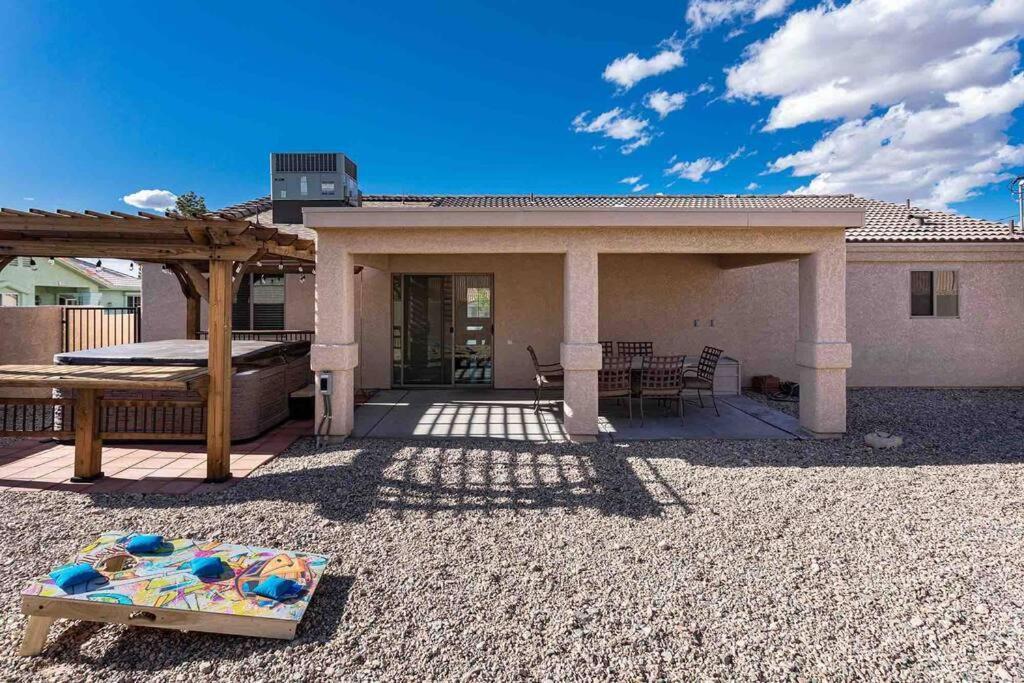Hot Tub . Spacious . Pets . Central . Boat Parking Lake Havasu City Exterior photo